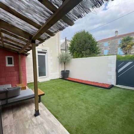- Le Nuage - Unique, Espace Spa Privatif Et Jardin Avec Plancha Et Salon Privatif, Stationnement Public Gratuit Niort Exteriör bild
